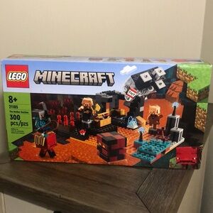 Lego Minecraft The Nether Bastion-Brand New